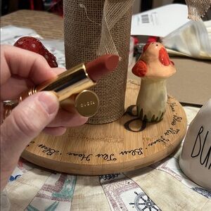 NWOB GUCCI KATRIN SAND #206 LIPSTICK